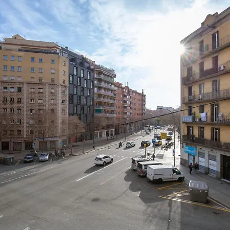 Blueground Sagrada Familia Balcony Renovated Bcn-123 Apartment Barcelona