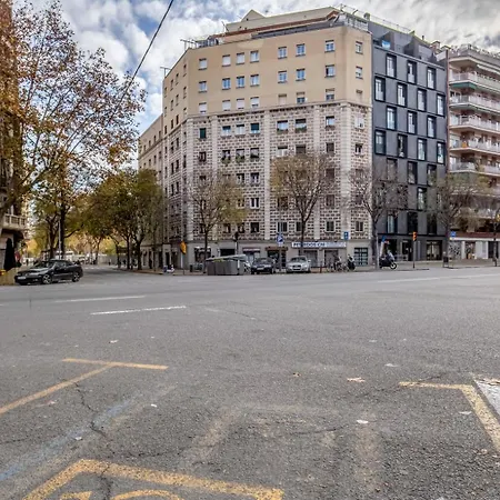 Apartment Blueground Sagrada Familia Balcony Renovated Bcn-123 *